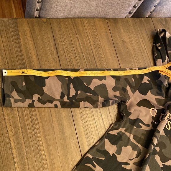 Guess sweatshirt dress with hood. Very comfortable - Picture 7 of 9